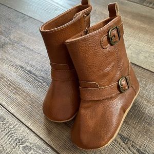 Leather (faux)  baby boots . Infant size 3.